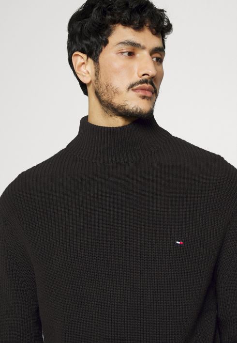 tekstuuriga pilkane kaelusega džemper RJV627926 must Tommy Hilfiger