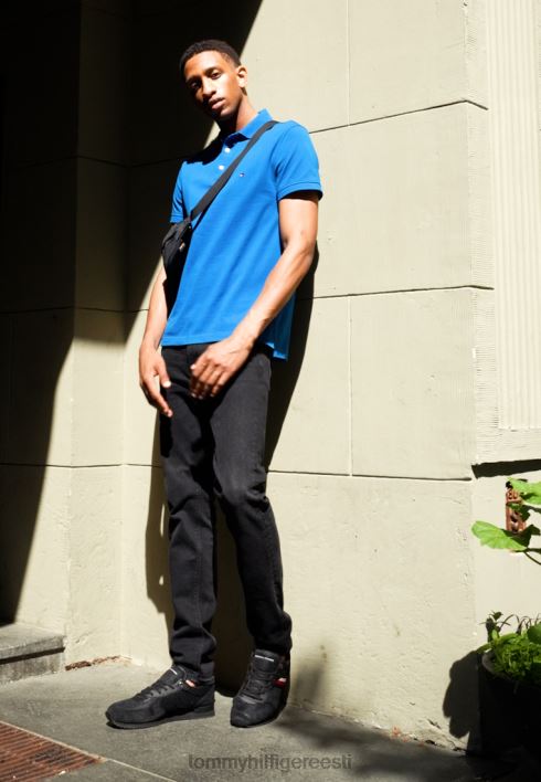 ikoonilised materjalisegud jooksjatreenerid RJV627458 must Tommy Hilfiger