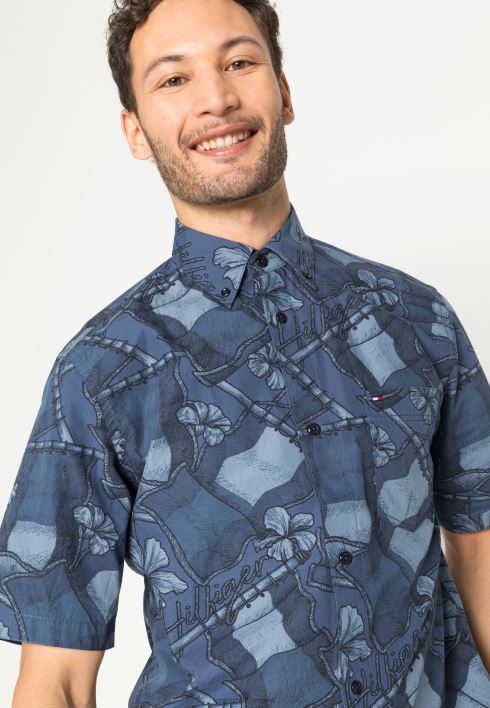 vabaaja lainelise lipuga särk RJV625878 kõrbetaevas/multi Tommy Hilfiger