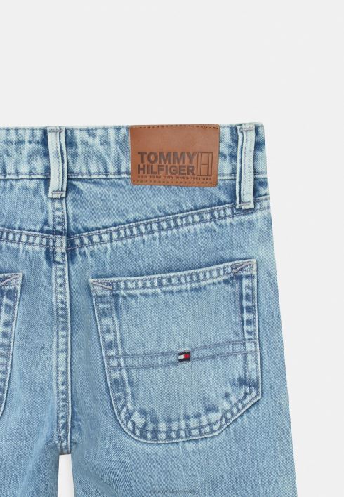 pehmed moodsad sirge säärega teksad RJV623951 pehme puutevalgus Tommy Hilfiger