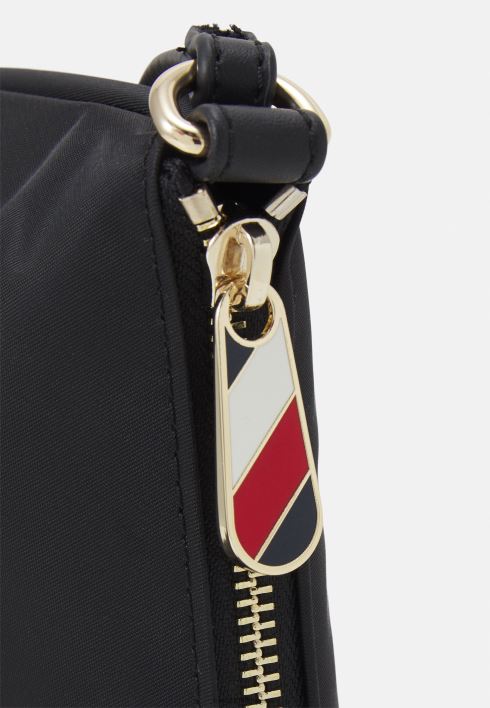 mooniline õlakott käekott RJV623901 must Tommy Hilfiger