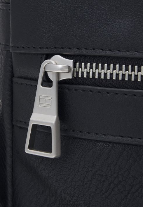 transiitarvuti messenger sülearvutikott RJV624710 must Tommy Hilfiger