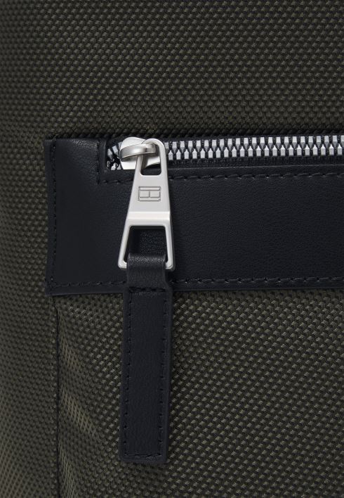 1985 aasta seljakott RJV626037 armee roheline Tommy Hilfiger